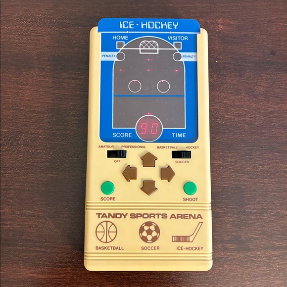 Tandy Sports Arena (1981, Model# 60-2158) - Picture 4 of 14